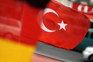 Almanya T&uuml;rk askerlerinin iltica başvurusunu onayladı