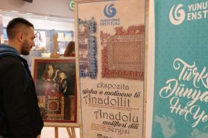 Kosova'da 'Anadolu Motiflerinin Dili' Sergisi a&ccedil;ıldı