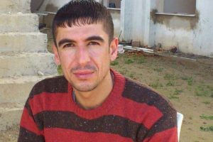 &Ccedil;alınan lastiklerinin peşine d&uuml;ş&uuml;nce canından oldu