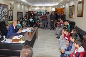İznik, Bursa'daki okullararası futbol m&uuml;sabakalarına hazır