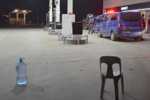 Bursa'da pompalı t&uuml;fekle soygun! Ara&ccedil;ları &ccedil;alışmayınca...