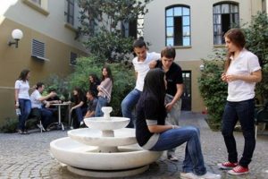 Lisans&uuml;st&uuml;nde erken d&ouml;nem kayıtları başladı