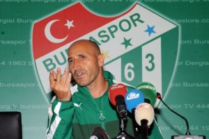 Bursaspor Teknik Direkt&ouml;r&uuml; &Ouml;rnek: "Beşiktaş i&ccedil;in zor bir ma&ccedil; olacak"