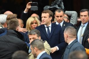 Macron'un 'b&uuml;y&uuml;k koalisyon' arayışı