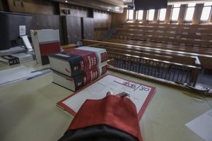 FET&Ouml;'n&uuml;n dernek y&ouml;neticilerine 'ByLock'tan tutuklama
