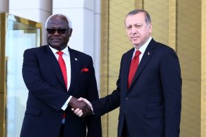 Sierra Leone Cumhurbaşkanı K&uuml;lliye'de
