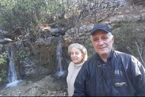 Antalya'da &ccedil;evreci &ccedil;ift evinde &ouml;ld&uuml;r&uuml;lm&uuml;ş halde bulundu
