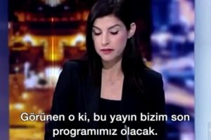 Canlı yayında &ccedil;alıştığı kanalın kapatılma haberini &ouml;ğrendi