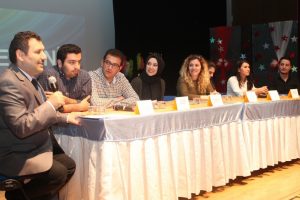 İhlas Koleji mezunları meslek tanıtımı yaptılar
