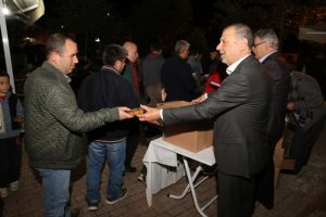 Bursa Nil&uuml;fer'de kandil birlikteliği