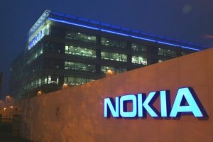 İşsiz kalan Nokia &ccedil;alışanlarına AB yardımı