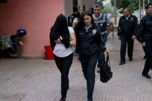 Eskort &ccedil;etesi &ccedil;&ouml;kertildi! ''&Ccedil;ekmeyin kardeşim &ccedil;ocuklarımız var''