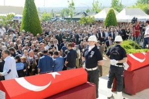 Şehit başsavcının vasiyeti y&uuml;rek burktu