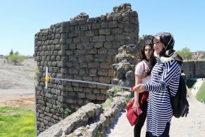Diyarbakır surlarına '&ouml;z&ccedil;ekim' yasağı