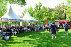 Bursa Yıldırım'da hıdırellez coşkusu
