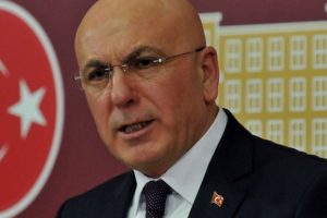 Atat&uuml;rk'e hakarete sert tepki: Dil uzatanların t&uuml;m&uuml; veledi zinadır