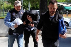 Asteğmene PKK propagandasından g&ouml;zaltı
