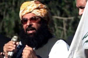 Pakistan'da intihar saldırısı: 25 &ouml;l&uuml;