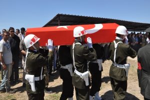 Hataylı şehit son yolculuğuna uğurlandı