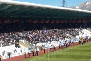 BB Erzurumspor avantajı sağladı