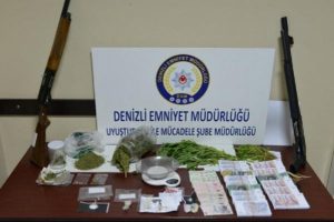 Uyuşturucu operasyonuna 17 g&ouml;zaltı