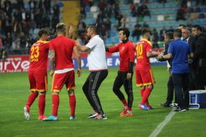 Kayserispor'dan &ouml;nemli galibiyet