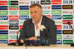 "&Uuml;zerimize d&uuml;şen g&ouml;revi yaptığımız i&ccedil;in mutluyum"