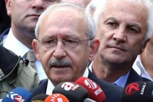 Kılı&ccedil;daroğlu'dan, Bursa'da Atat&uuml;rk'e hakaret a&ccedil;ıklaması