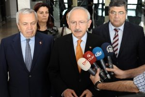 Kılı&ccedil;daroğlu Bursa'da: "Hayatını kaybedenlere baş sağlığı diliyorum"