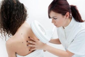 Saat başı 1 kişi melanomdan &ouml;l&uuml;yor