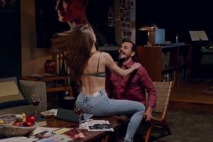 Serenay Sarıkaya'dan yine ateşli sahneler