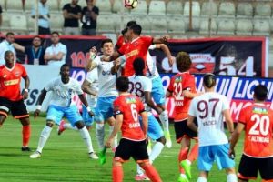 S&uuml;per Lig'de k&uuml;me d&uuml;şen ilk takım belli oldu!