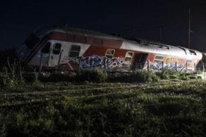 Yunanistan'da tren kazası: 4 &ouml;l&uuml;