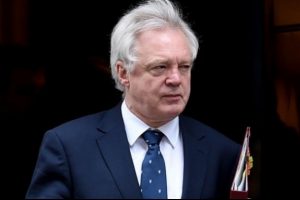 Davis: "Brexit m&uuml;zakereleri zorlu ge&ccedil;ecek"
