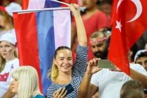 Rusya'daki son T&uuml;rkiye anketinden "normalleşme" &ccedil;ıktı