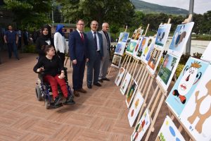Bursa Engelsiz Mobil Eğitim Projesi kursiyerleri kahvaltıda buluştu