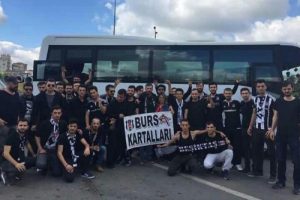 Beşiktaş taraftarı Yalova'da mola verdi