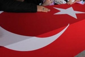 Diyarbakır'da ter&ouml;r saldırısı: 1 korucu şehit