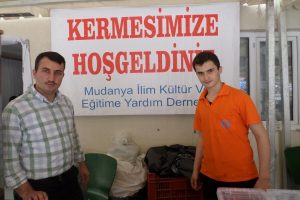 Bursa Mudanya &Ouml;ğrenci Yurdu'ndan &ouml;ğrenciler yararına kermes