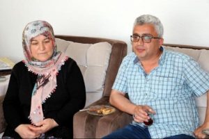 Şehit oğullarının mezarını taşımak istiyorlar