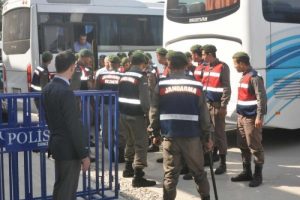 FET&Ouml;'den tutuklu sanık: "Cezaevinde G&uuml;len'den haber alıyorlar"