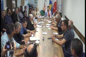 Kosova Demokratik T&uuml;rk Partisi se&ccedil;menle buluştu