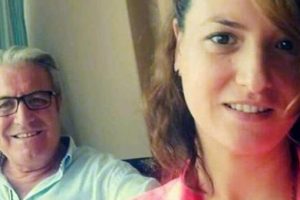 Boşandığı eşini kafasına &ccedil;eki&ccedil;le vurarak &ouml;ld&uuml;rd&uuml;