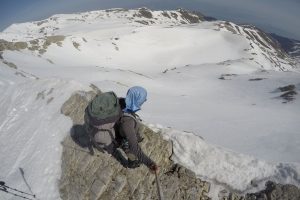 Bursalı dağcılar Uludağ'ın karlı zirvesini aştı