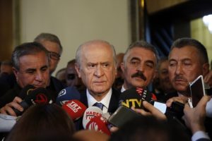 "A&ccedil;lık grevinden vazge&ccedil;melerini tavsiye ederim"