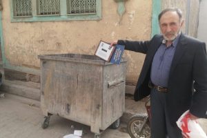 ABD Hava Kuvvetleri'nden aldığı &ouml;d&uuml;lleri &ccedil;&ouml;pe attı