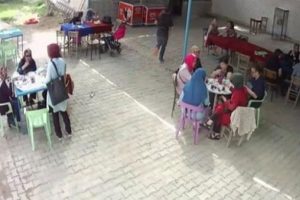 Faciadan iki saat &ouml;nce mola vermişler!