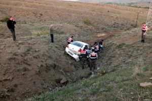 Direksiyon başında kalp krizi ge&ccedil;iren şof&ouml;r kazada &ouml;ld&uuml;