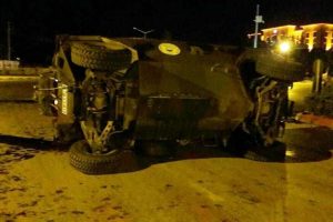 Askeri ara&ccedil; kaza yaptı: 7'si asker 9 yaralı