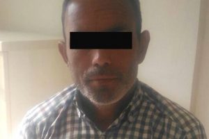 Bursa'da her yerde aranan dolandırıcılar, ara&ccedil; tesciline gidince yakalandı